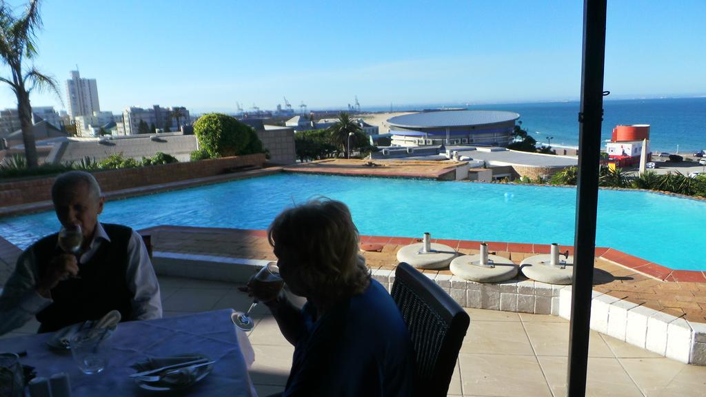 Chapman Hotel And Conference Centre Port Elizabeth Extérieur photo